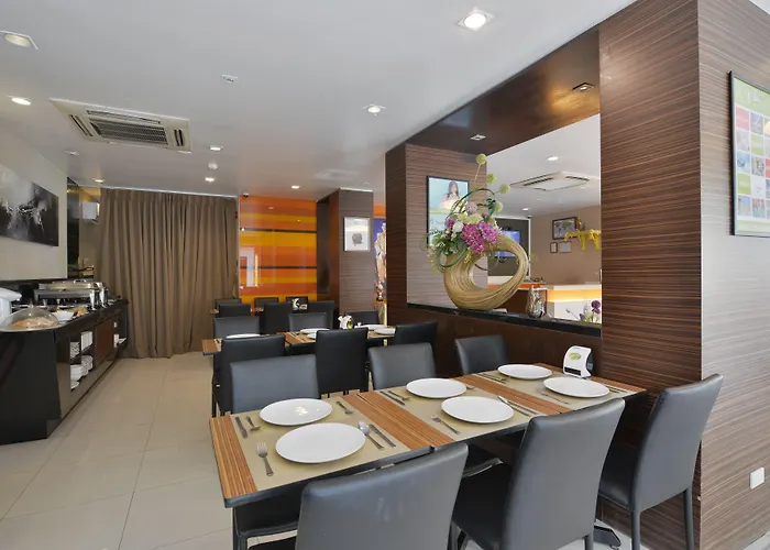 酒店 Arawana Express Phromphong 3*
