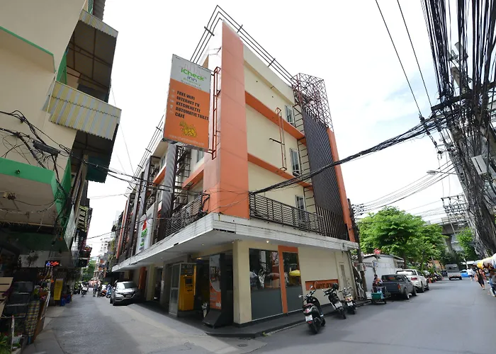 Arawana Express Phromphong 3* 曼谷