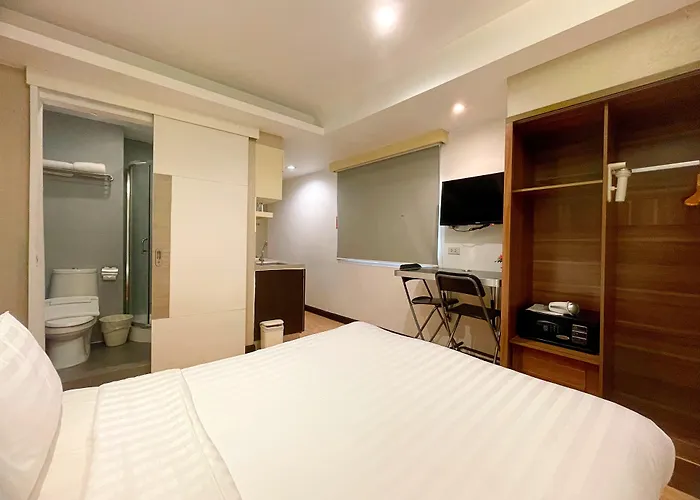 Arawana Express Phromphong 酒店 3*
