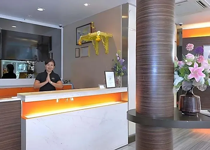 Hotel Arawana Express Phromphong
